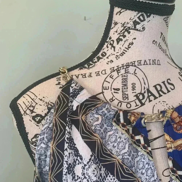 I.N.C Satin Blue Blouse Top Women’s XL Extra Large Sleeveless w/ Chain Detail - Picture 4 of 7